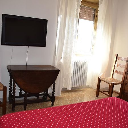 Guest House Liana Home Roma Esterno foto